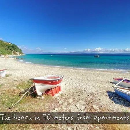 Afitos Beach Apartments